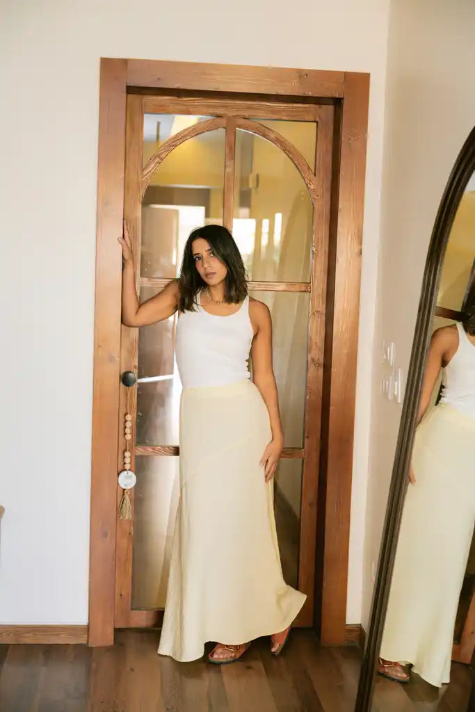 Flow Asymmetrical skirt in butter yellow