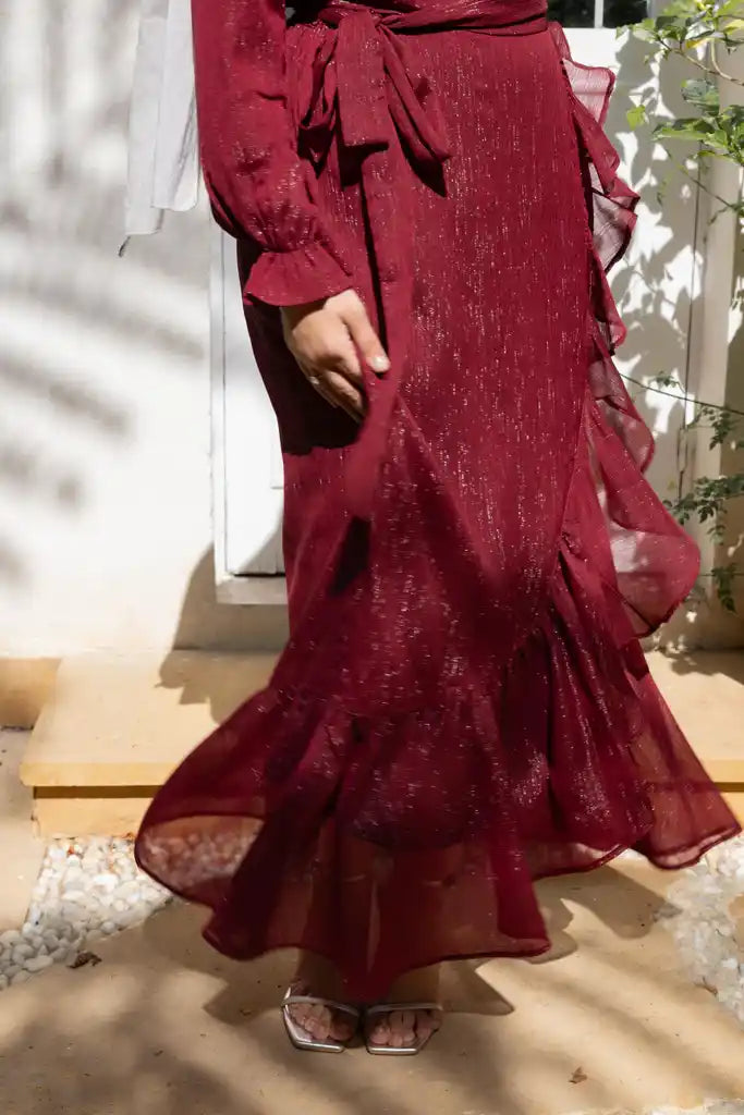 Ruffle wrap set in Burgandy + Skirt liner