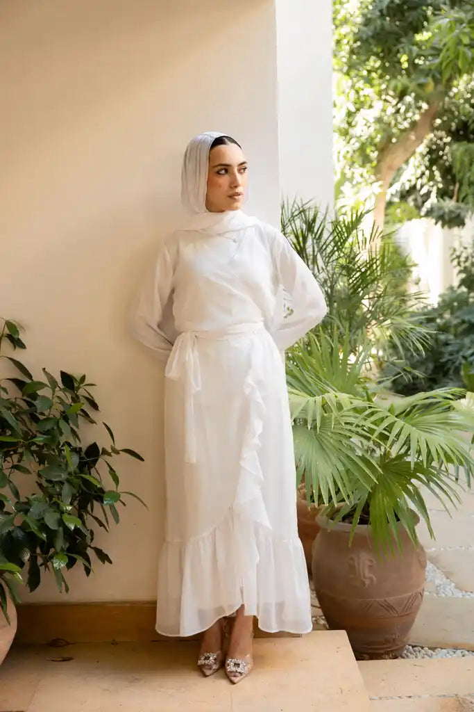 Ruffle wrap set in White + Skirt liner