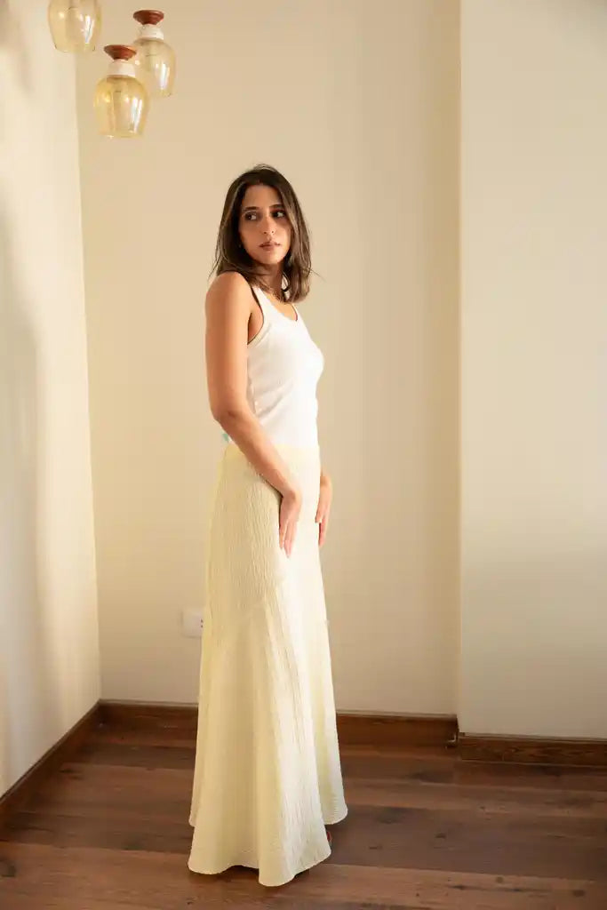 Flow Asymmetrical skirt in butter yellow