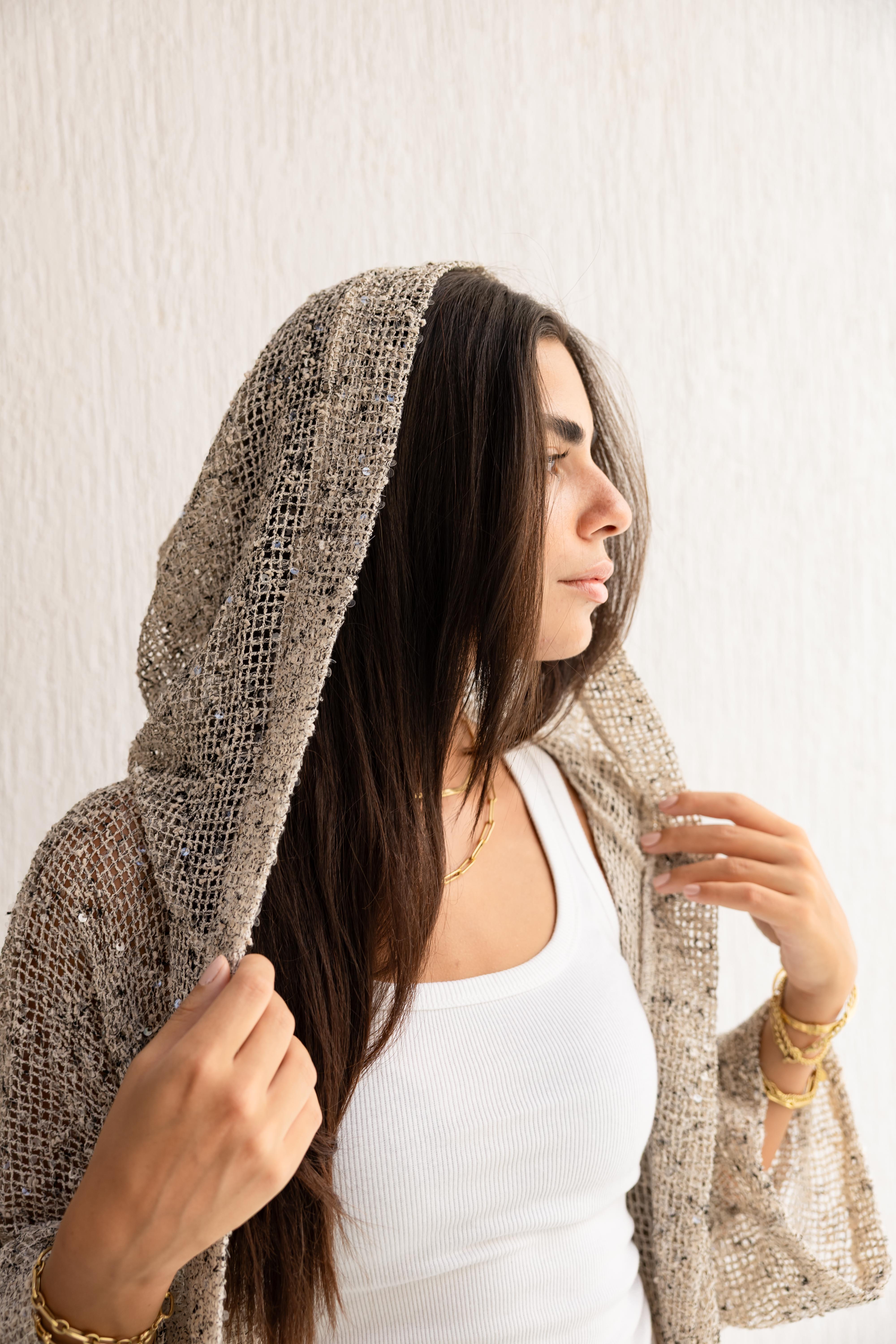 Halo hooded kimono in crème