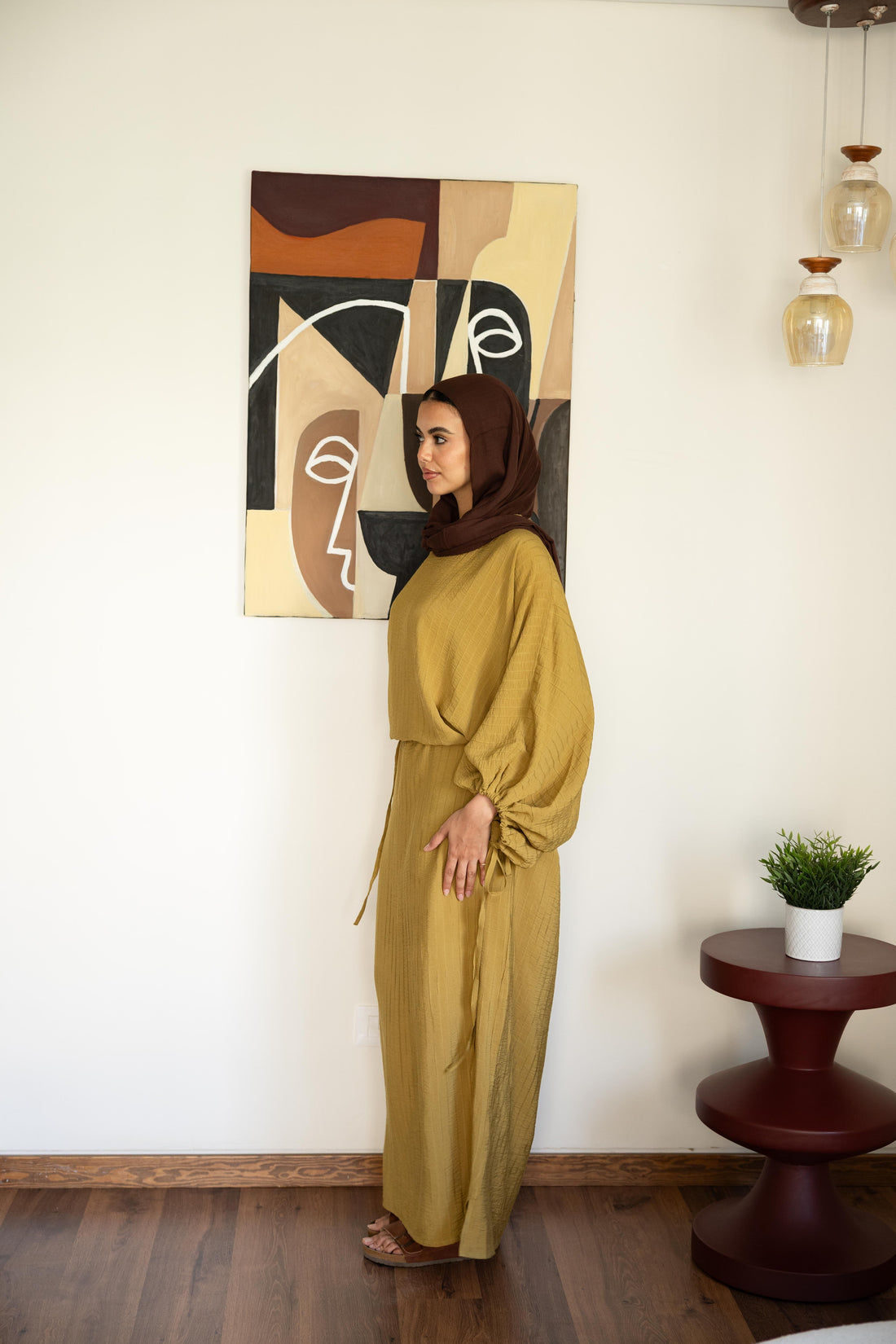 Drawstring dress in cumin