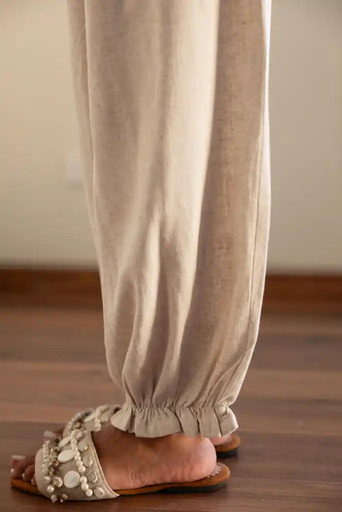 Ruffled petal pants