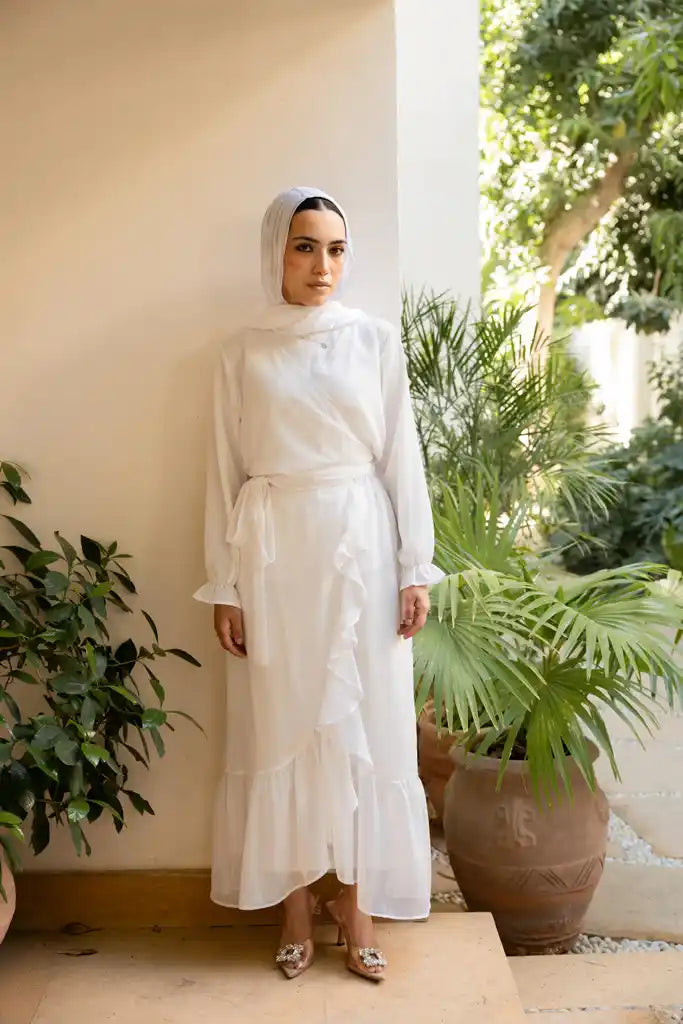 Ruffle wrap set in White + Skirt liner