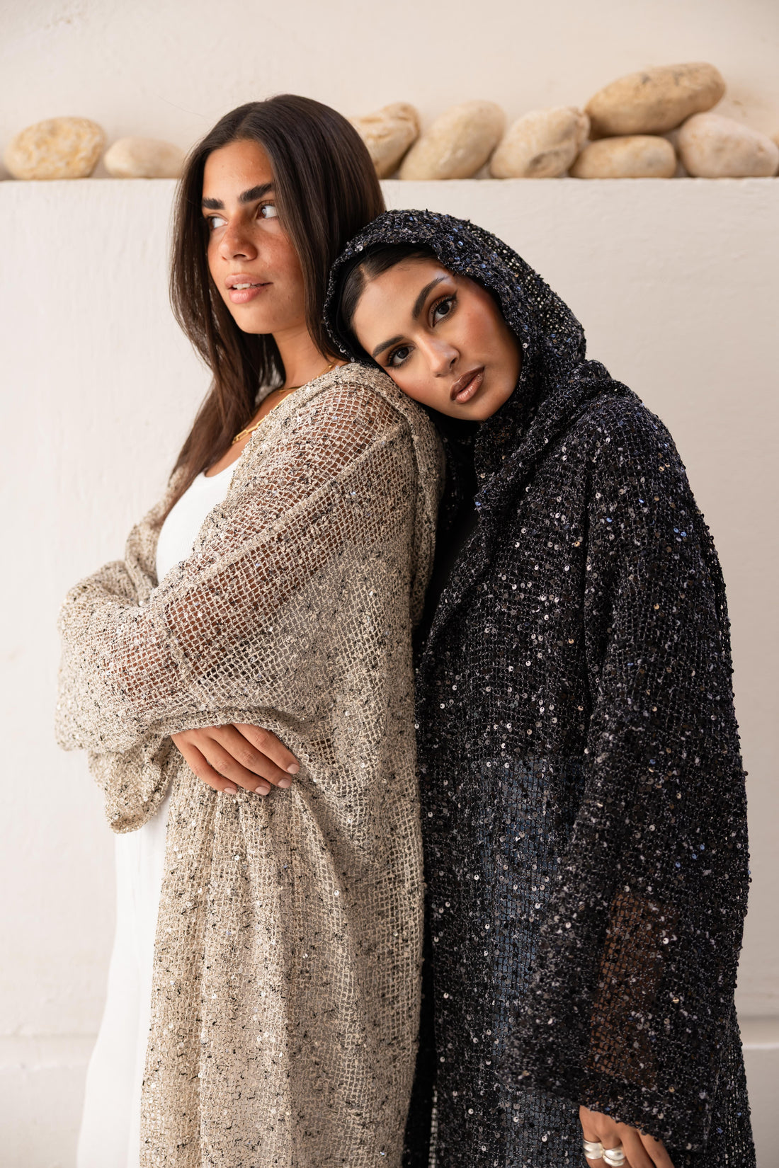 Halo hooded kimono in black