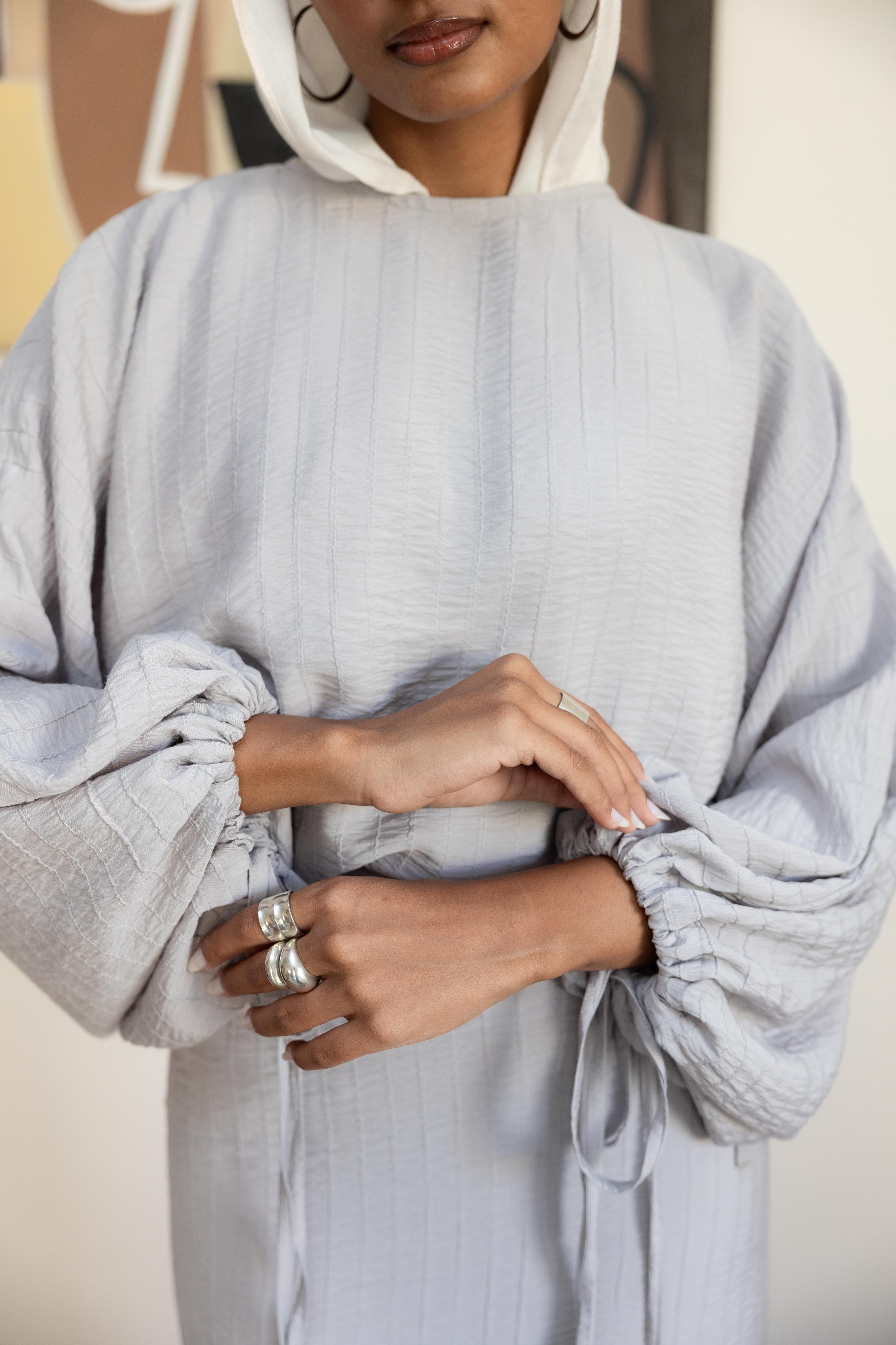 Drawstring dress in grey