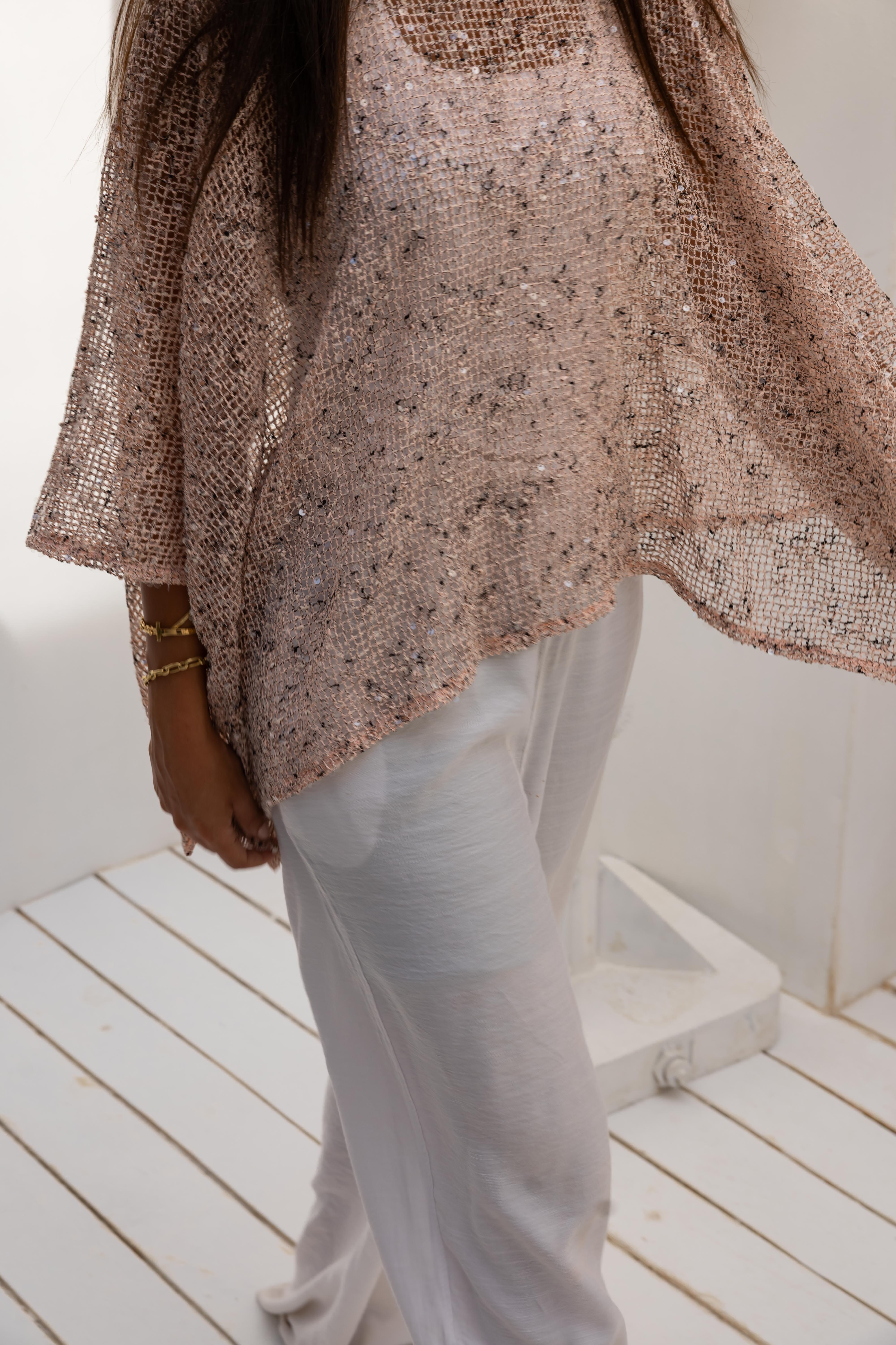 Breeze cape in Blush pink