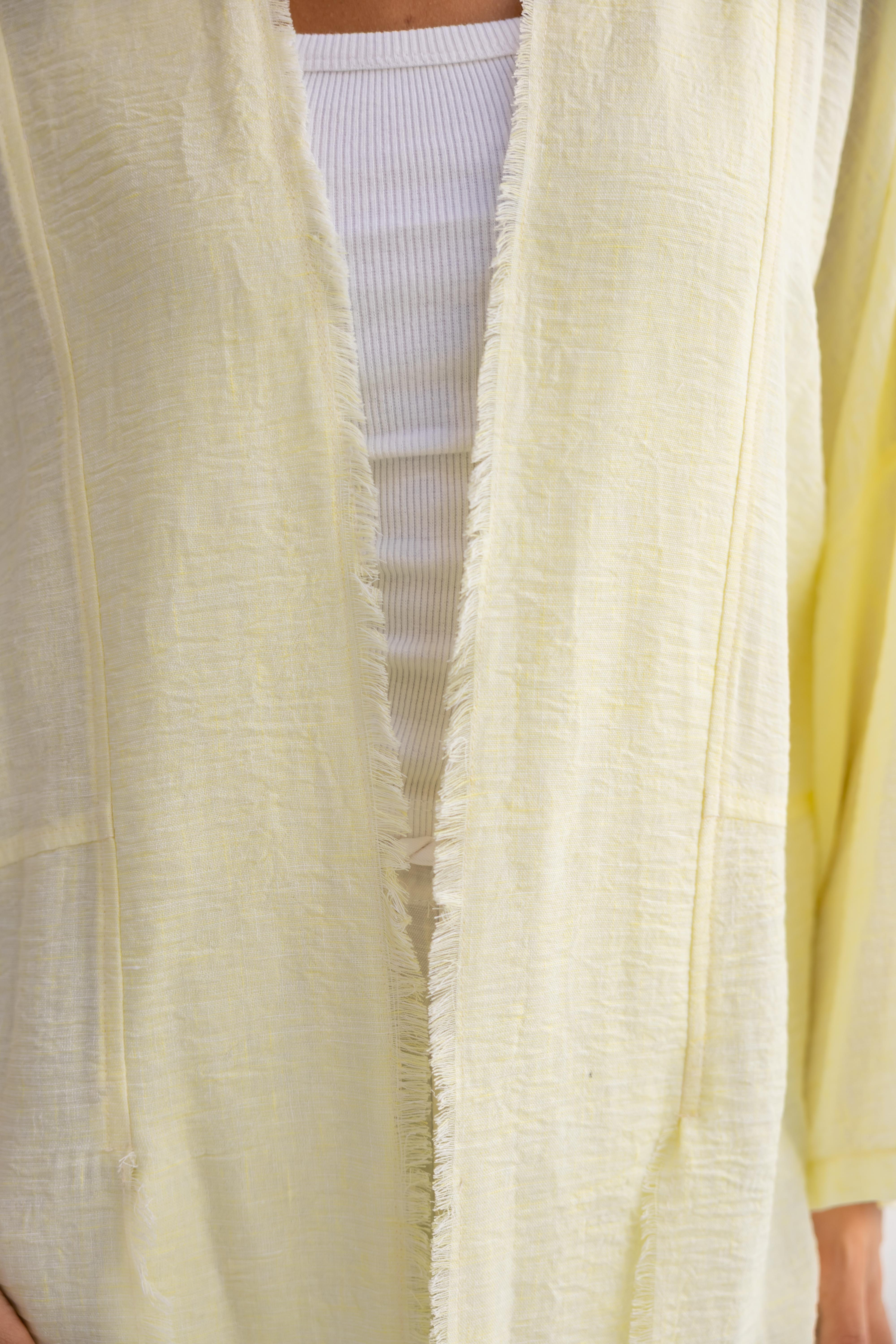 Coast kimono in butter yellow