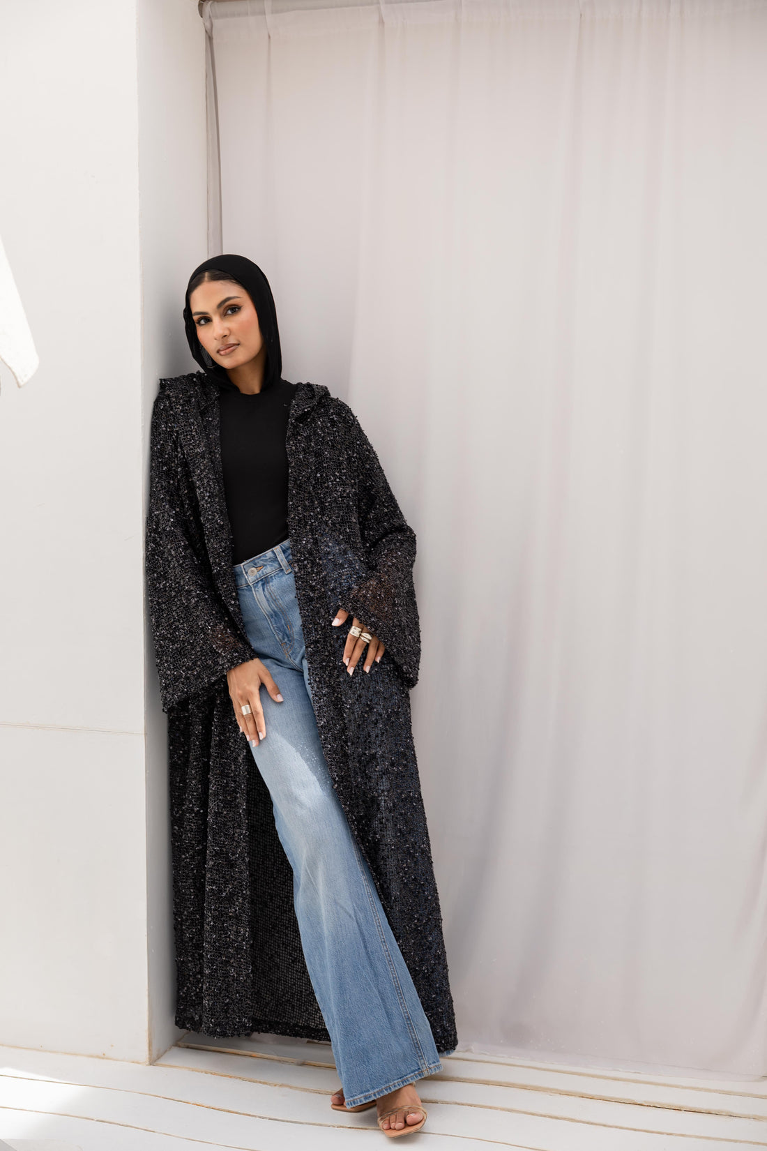 Halo hooded kimono in black