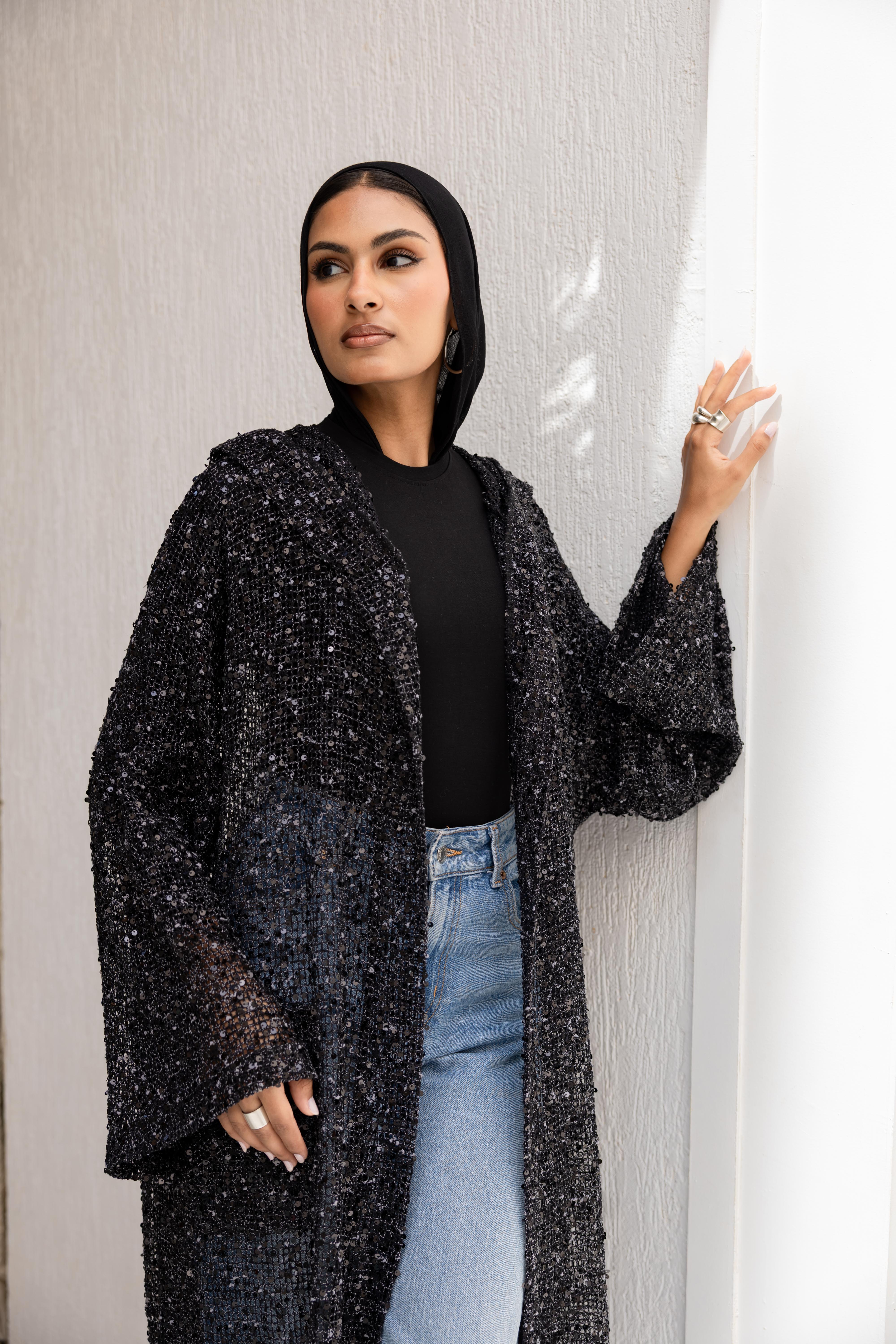 Halo hooded kimono in black