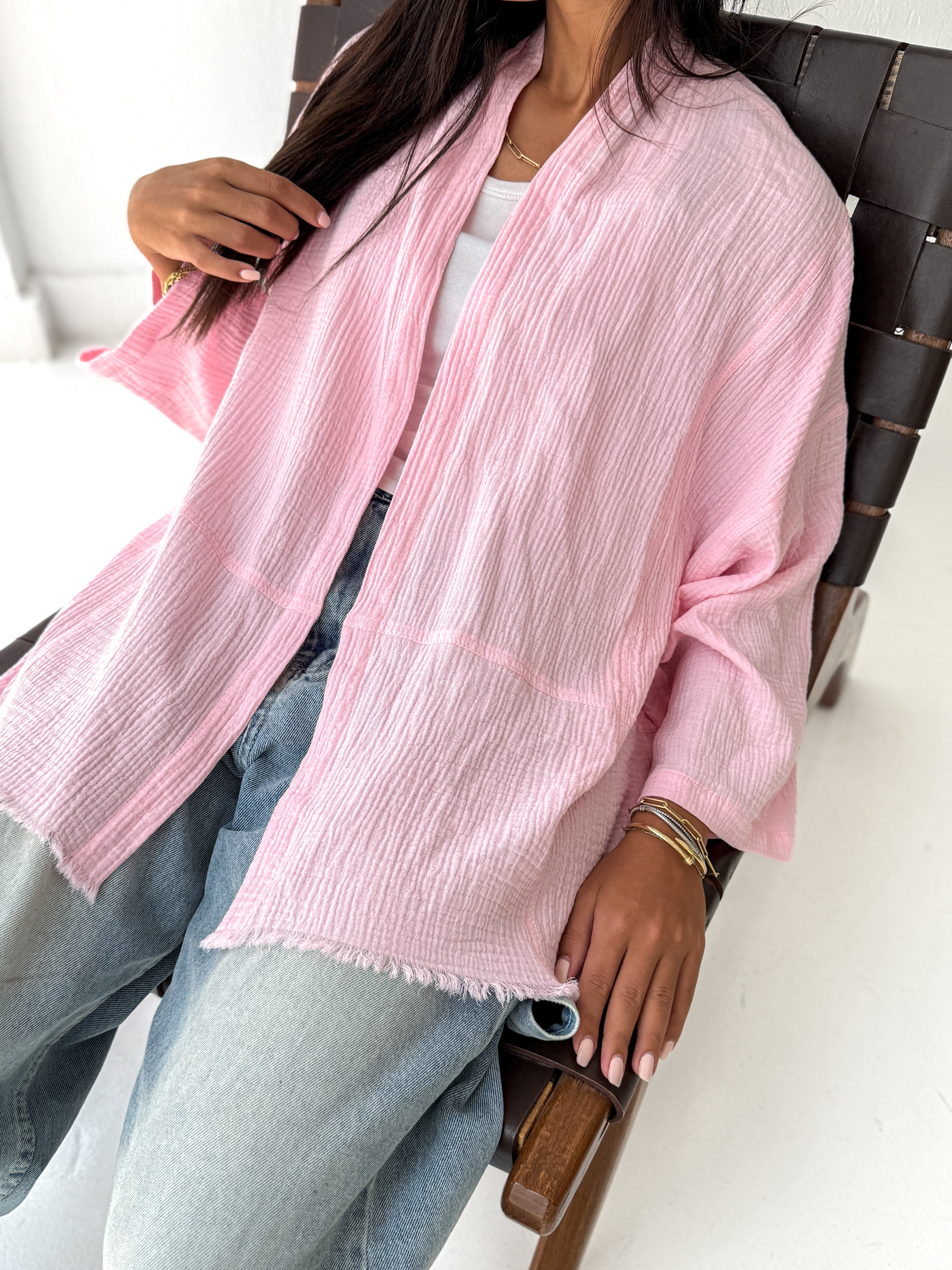 Cotton Fringed kimono in pink
