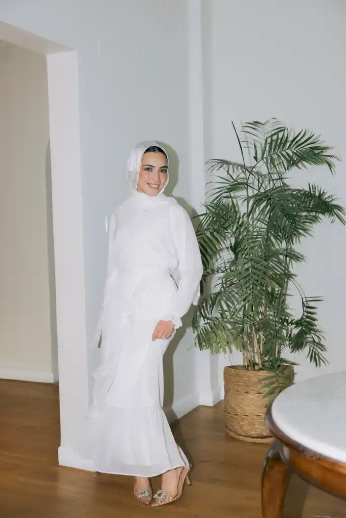 Ruffle wrap set in White + Skirt liner
