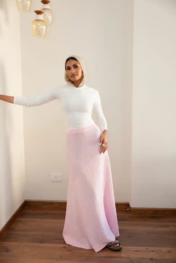 Flow Asymmetrical skirt in pink