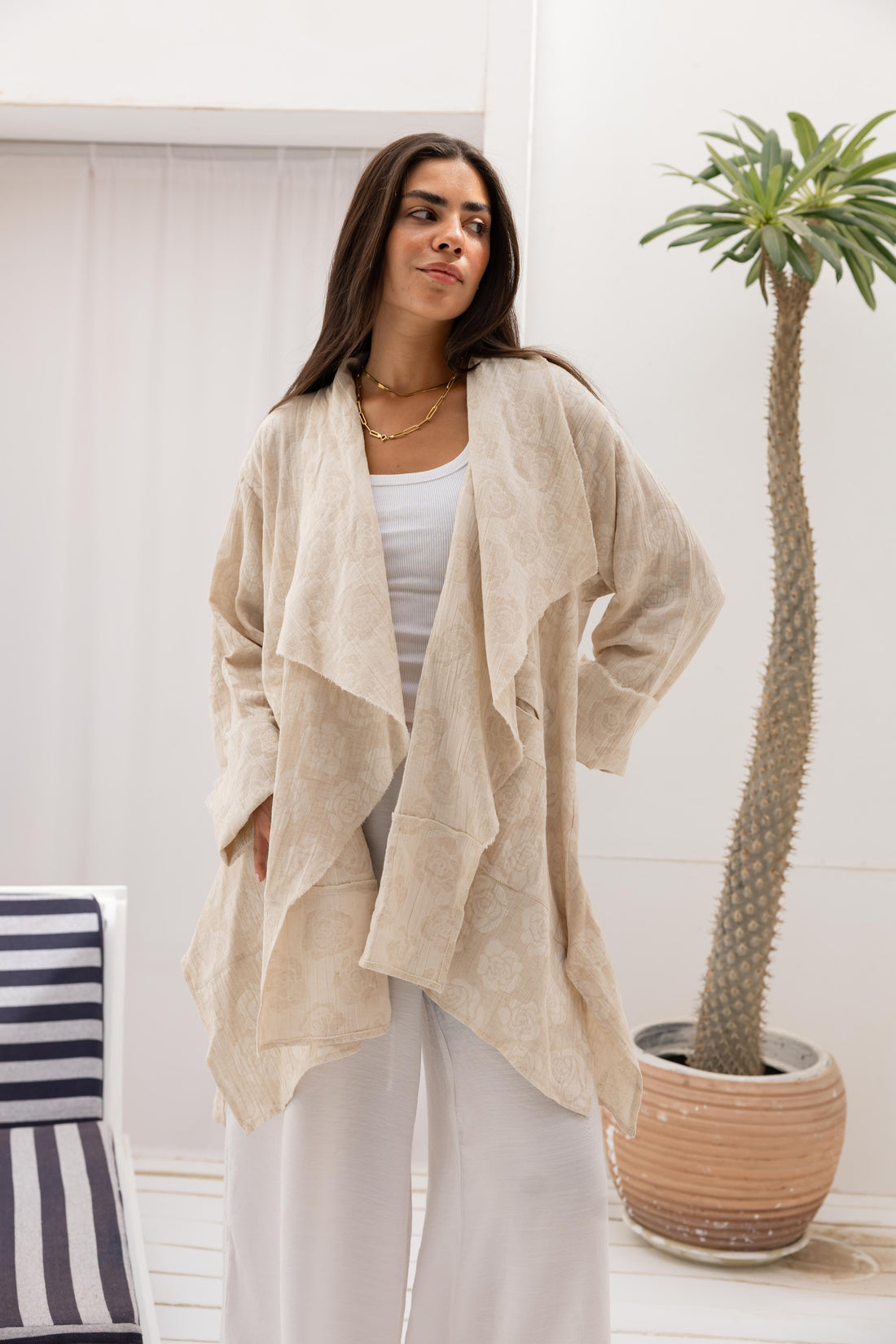Roselle linen kimono
