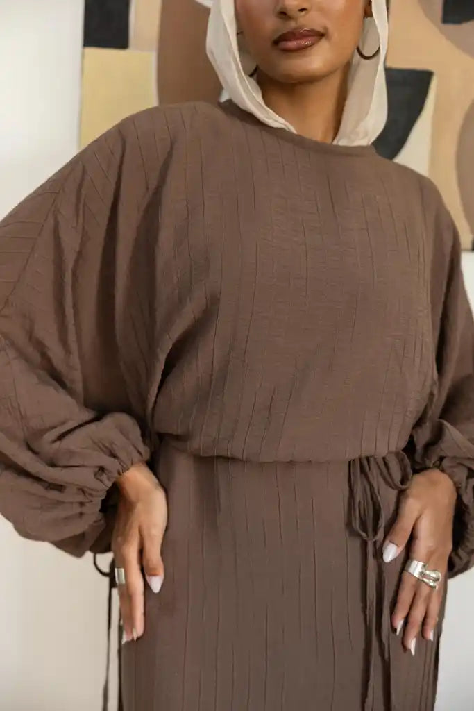 Drawstring dress in Brown