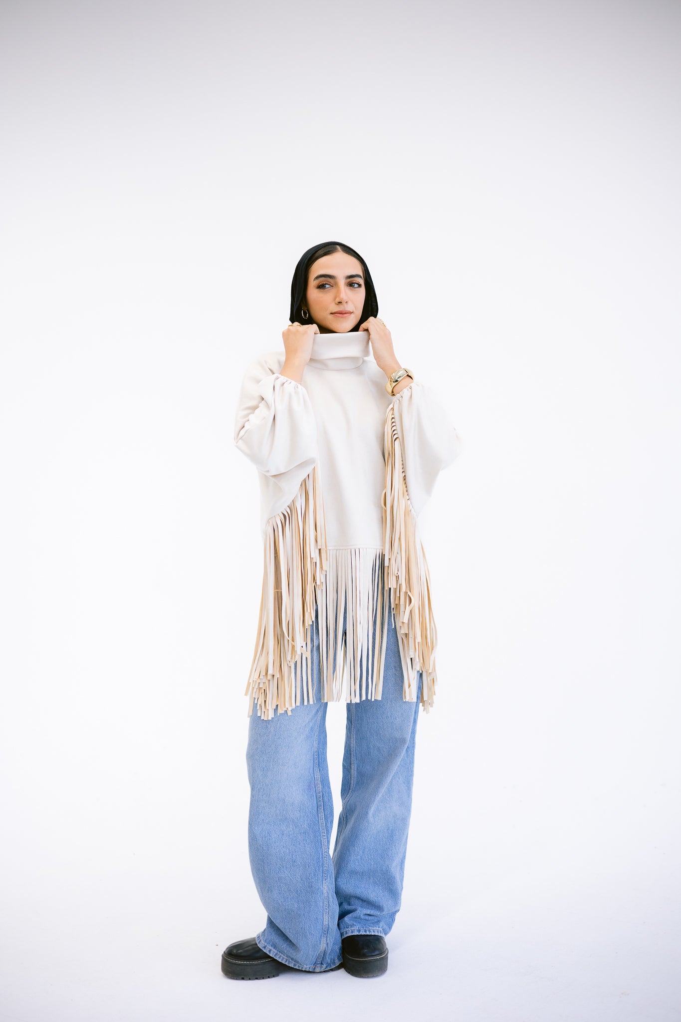 Suede fringes top in Beige